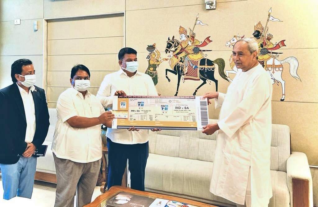 CM Naveen Patnaik purchased the first ticket for Indo south Africa T20 match at Barabati.