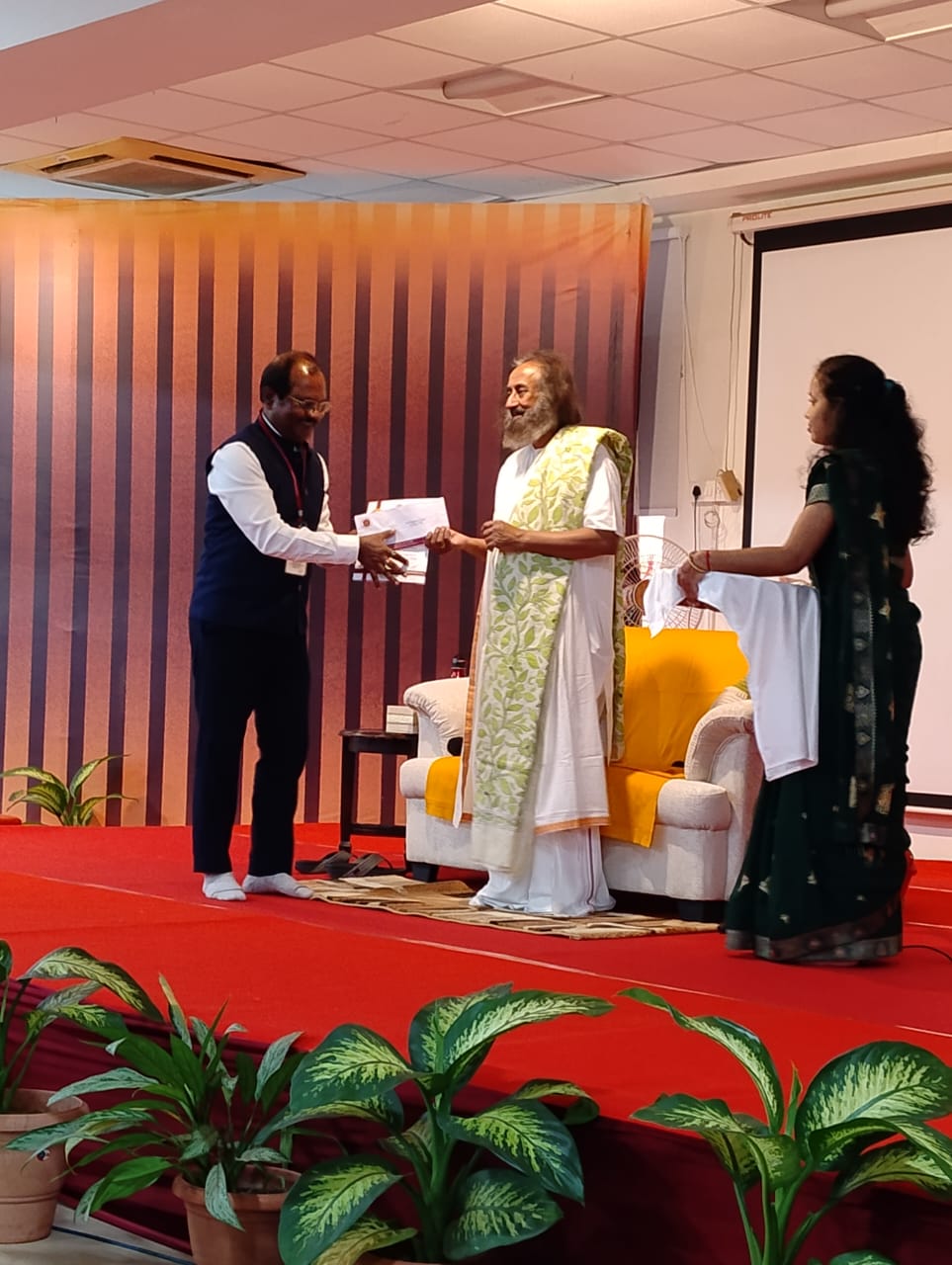 Sri Sri Ravishankar, Facilitated prof. (Dr.) Bhagirathi Nayak at Sri Sri University. 