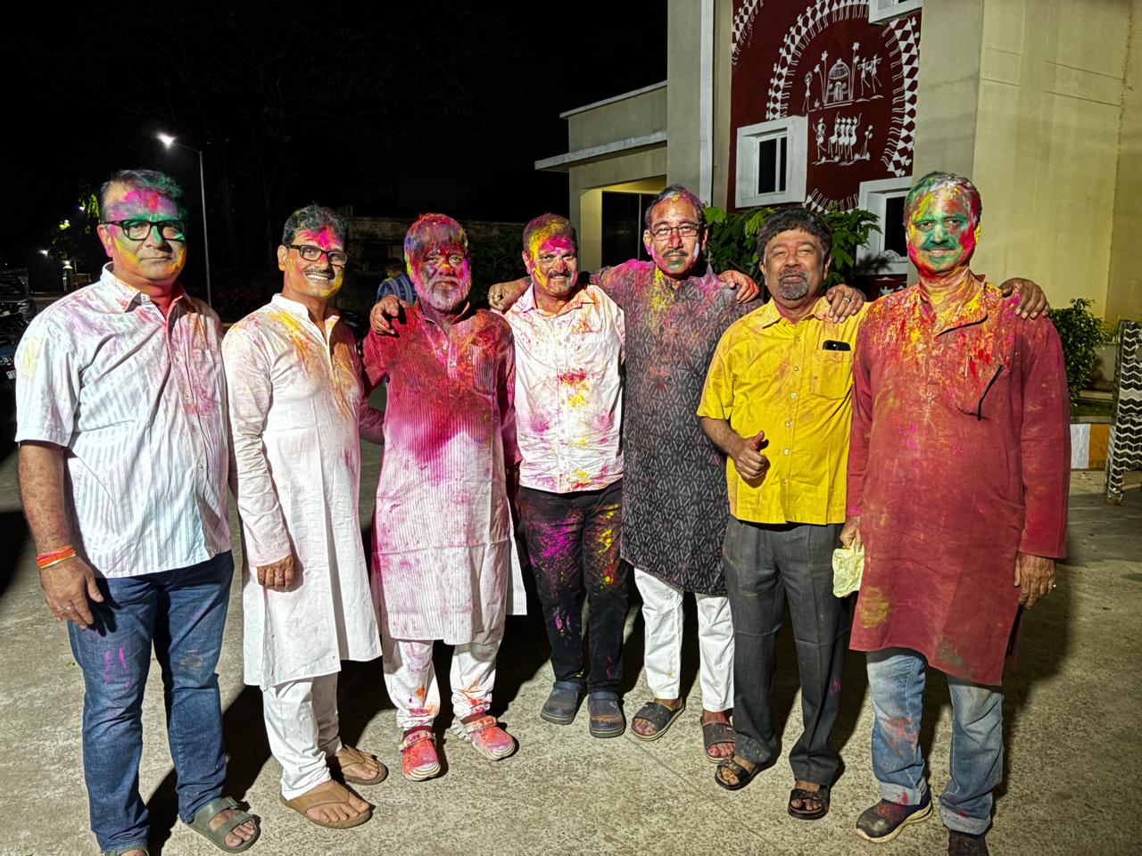 Odisha Soaked in Colours: Grand Holi Milan and Holika Dahan Bring Unmatched Joy to Bhubaneswar